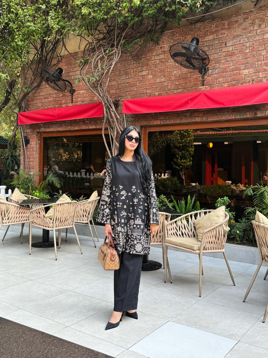 Monochrome - 2 pc Stitched