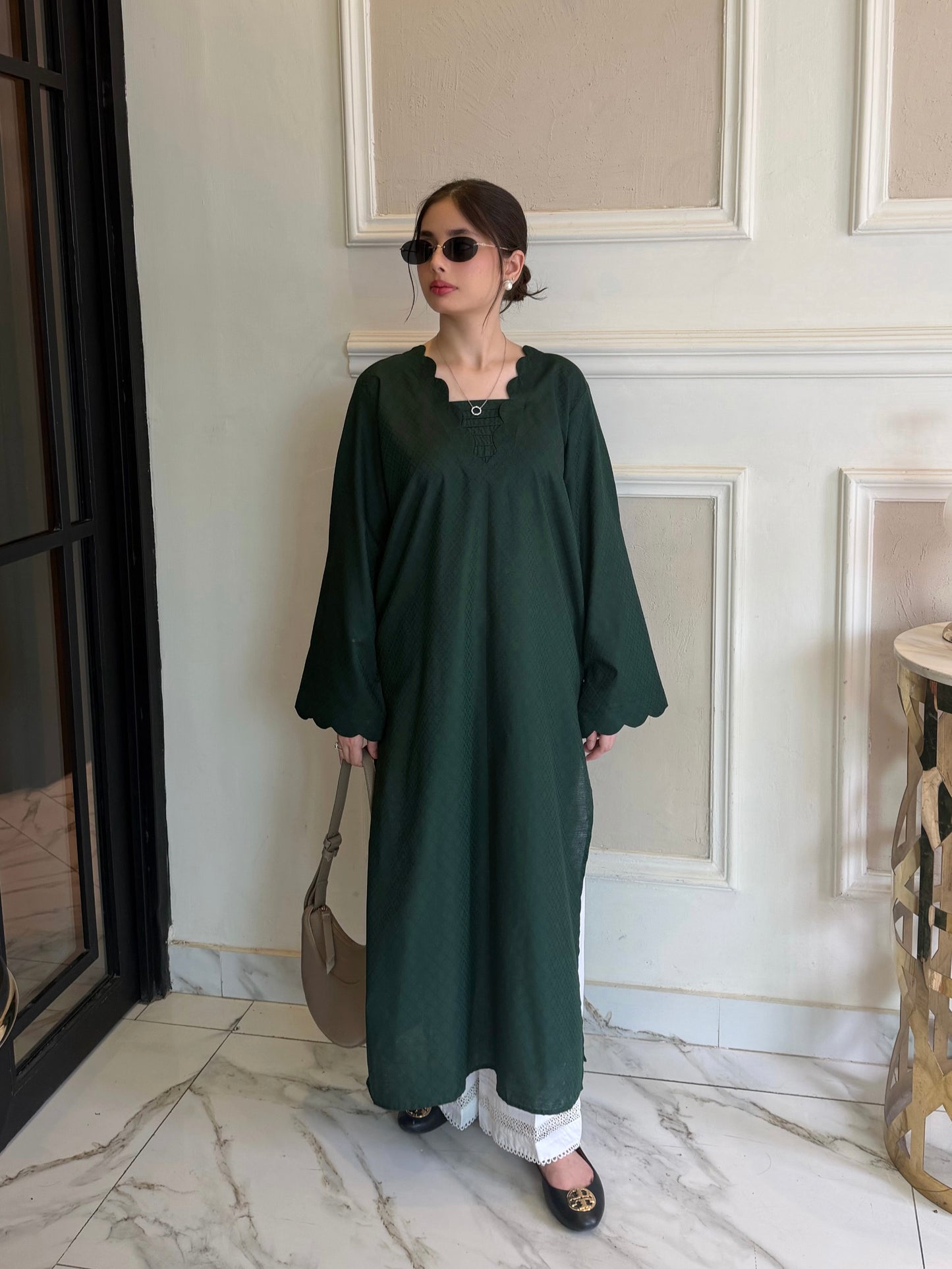 Neris -  Stitched Pret