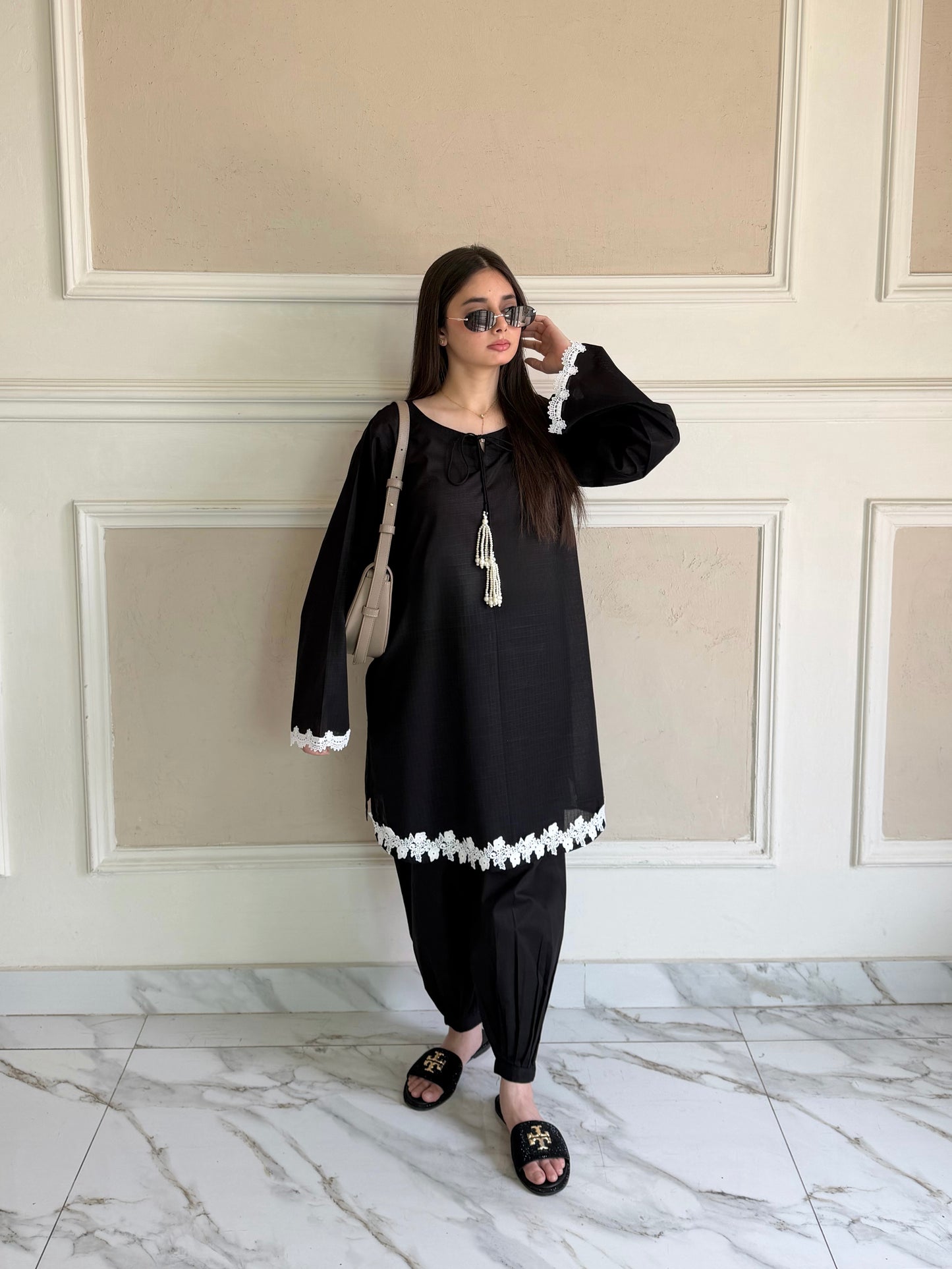 Raya - Stitched Pret