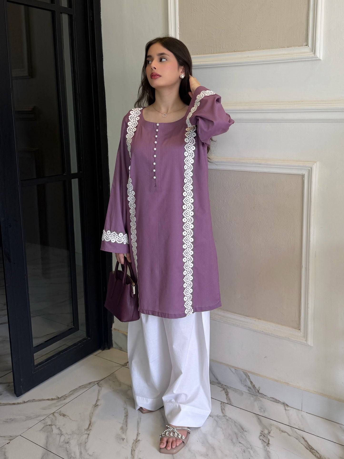 Vaela - Stitched Pret