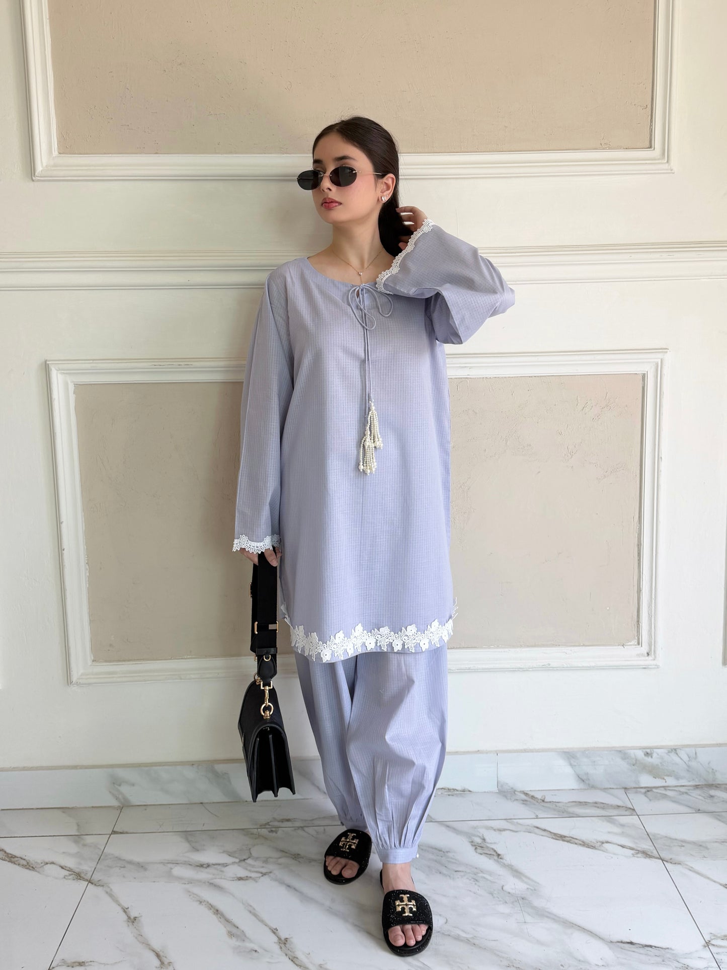 Kova - Stitched Pret