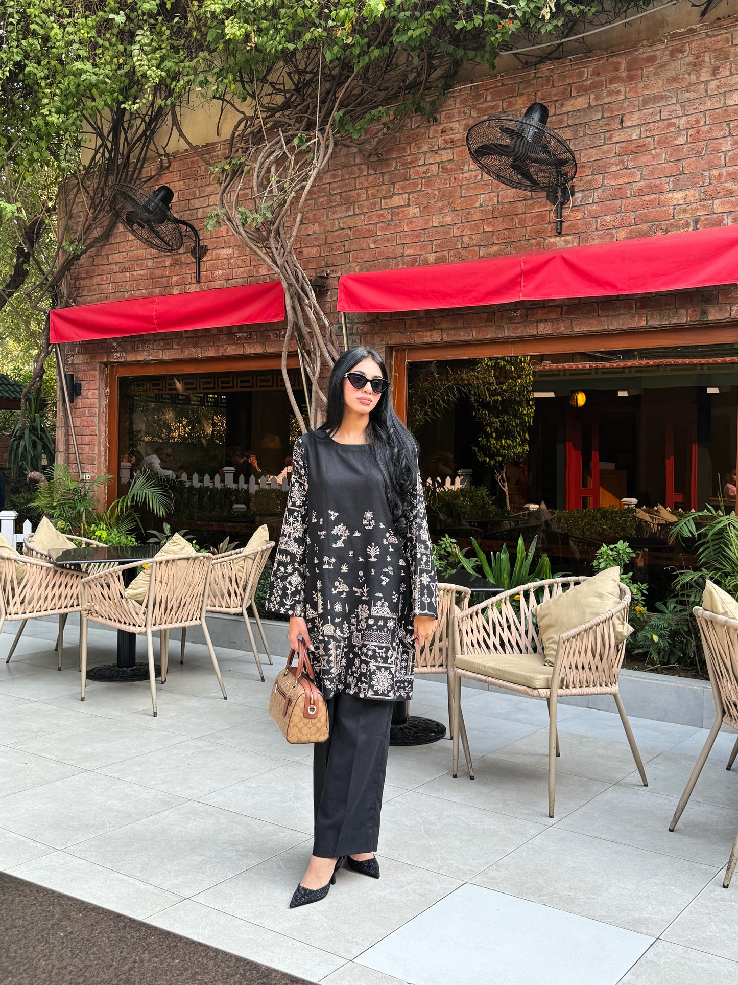 Monochrome - 2 pc Stitched