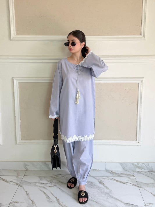 Kova - Stitched Pret