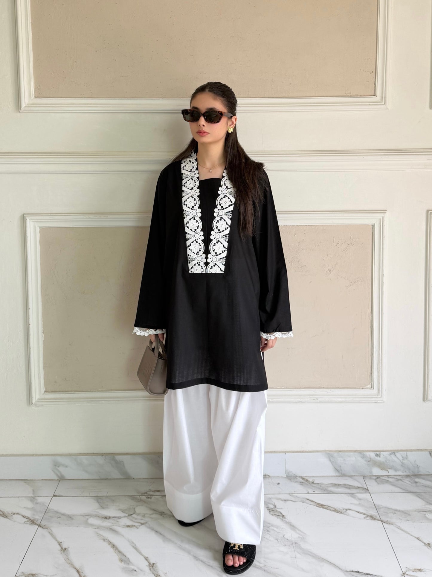 Lumo - 2 PC Stitched Pret